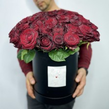 Композиция «Mon Amour» + фольгированный шар сердце Композиция «Mon Amour» + фольгированный шар сердце