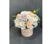 Композиция в фирменной коробке 