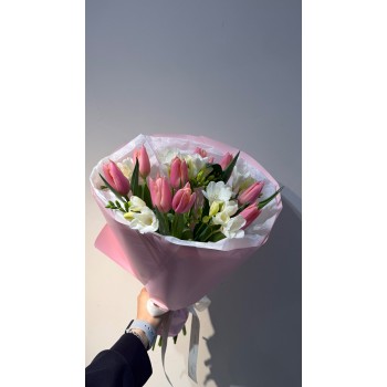 Букет «Весенний Классик» Букет «Весенний Классик»