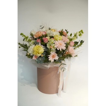 Композиция «Весенняя нежность в коробке» Композиция «Весенняя нежность в коробке»