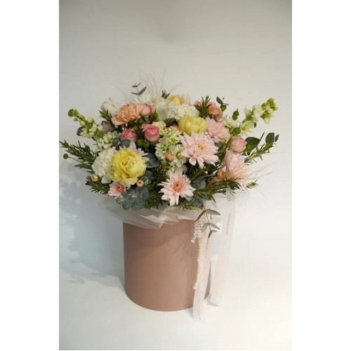 Композиция «Весенняя нежность в коробке» Композиция «Весенняя нежность в коробке»